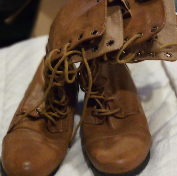 Womens shoe boots. Rue 21 - Picture 6 of 8